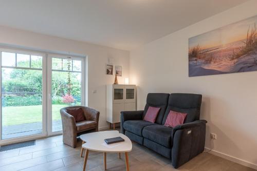 Apartment with Terrace image 4