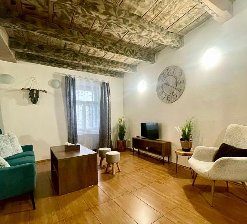 Apartment I image 10