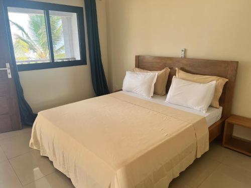 Hotel Restaurant Lounge Madiana Plage in อาบิดจัน