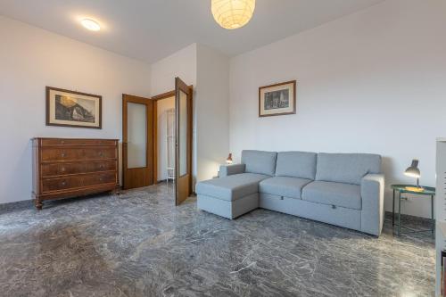 Roomy Apartment near UniBo & Porta San Donato, Bologne