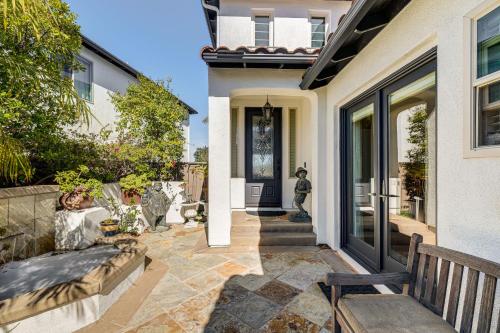 9 Mi to Beach Pet-Friendly Apt in San Diego! in Rancho Peñasquitos