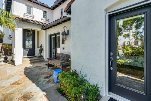 9 Mi to Beach Pet-Friendly Apt in San Diego! in Rancho Peñasquitos