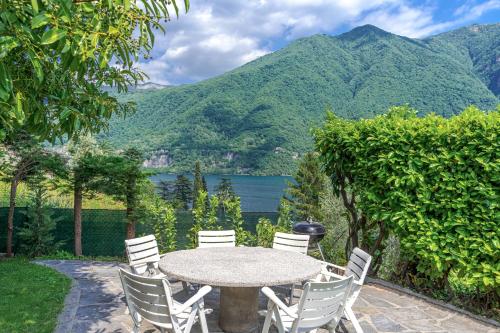 Casa Bambu - splendida vista lago e posto auto, Laglio (foto 5)