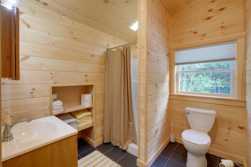 Cozy Apt with Deck about 5 Miles to Acadia Natl Park! - image 2