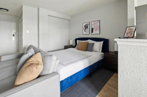 The Stetson 802 Cozy And Comfy Studio image