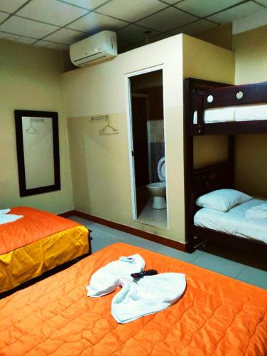 Hospedaje Orquídeas 2 (Hospedaje Orquideas 2) in Хуакіллас