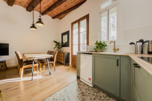 Flat Poble Sec Magalhaes/Apartment - image 2