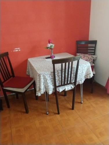 One-Bedroom Apartment image 9