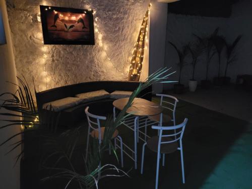 GoodWaves Hostel