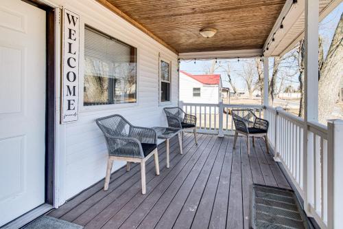 Pet-Friendly Home with Fenced Yard Cozy in Casey in คาซีย์ (อิลลินอยส์)