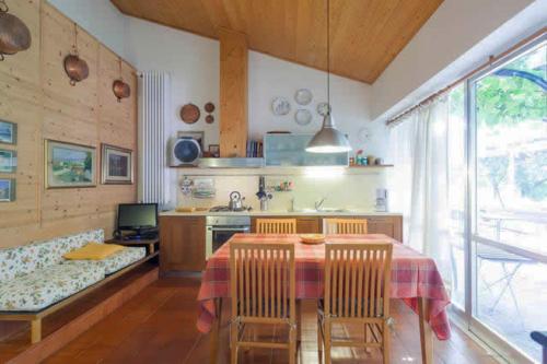 Konyha, La Casa Trasparente - locazioni brevi in Arcugnano