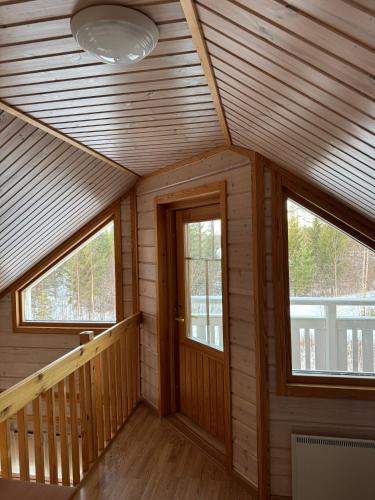 Tiiringolf Cottages - image 5
