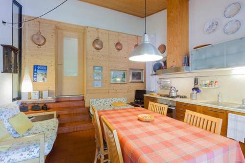 Konyha, La Casa Trasparente - locazioni brevi in Arcugnano