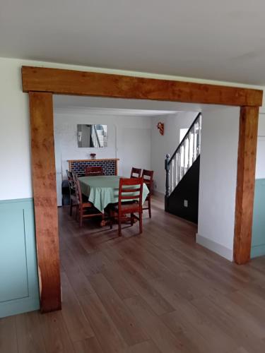 The Hideaway Tragumna a hidden gem by the sea with outdoor sauna in Castlehaven
