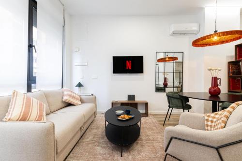 Moderno loft reformado, Smart TV, AC, Beach, 3Pax, Valencia (foto 2)