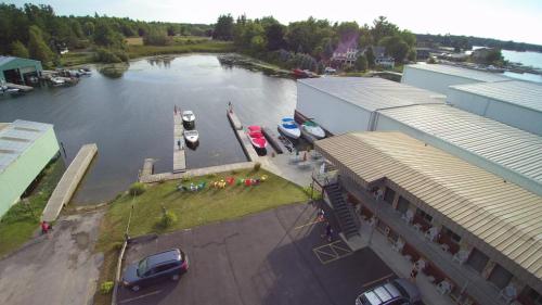 Otter Creek Inn