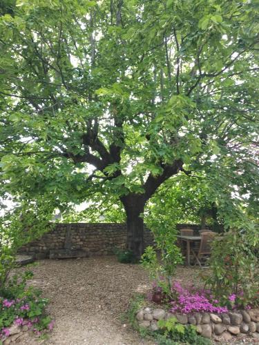 farmhouse in clos de la tuilerie