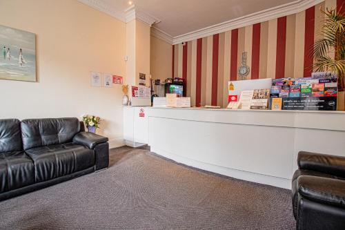 Foyer, The Sandyford Lodge near Kościół Mackintosh
