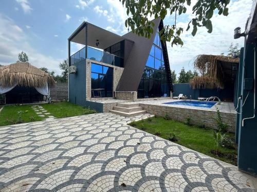 Buitenkant, Everest House Gabala in Nohurqishlaq