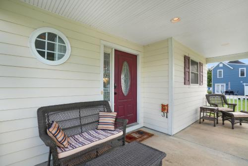 Twins at Bay - Modern luxuries in town! in Cape Charles