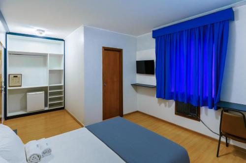 Executive Suite image 3