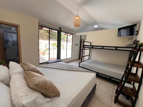 Magiko Suites in Roldanillo