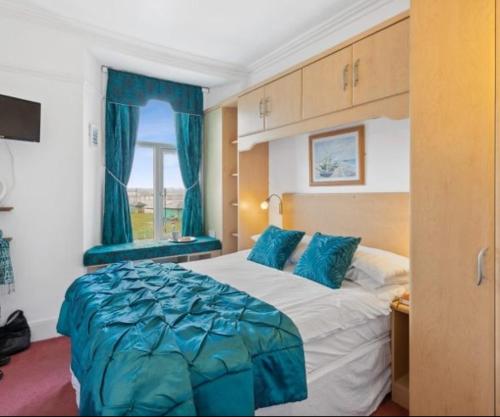Seaways Hotel - Photo 3