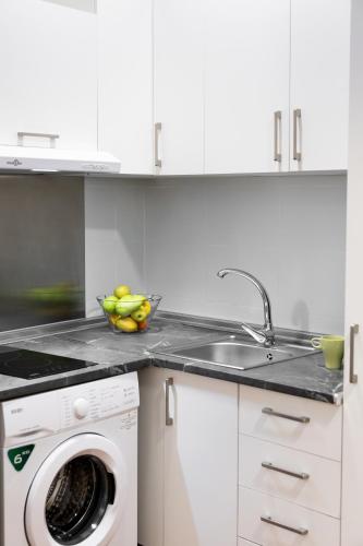 One-Bedroom Apartment image 10