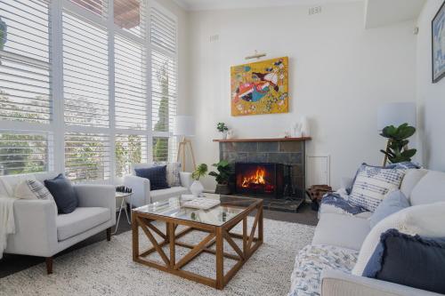 Balcombe Retreat, Family Escape with Sea Views – khách sạn tại Mornington