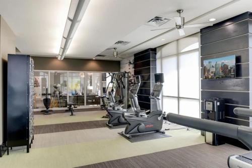 Eden Studio Free Parking Central Gym Fast WIFI - image 7