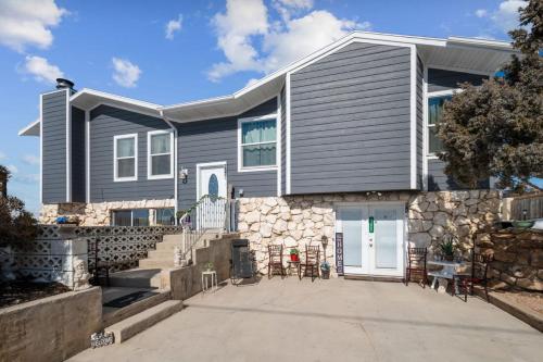 ทางเข้า, Family Getaway and Modern Farmhouse in สปริงซิตี้ (ยูท่าห์)