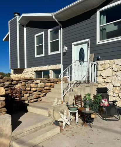 ทางเข้า, Family Getaway and Modern Farmhouse in สปริงซิตี้ (ยูท่าห์)