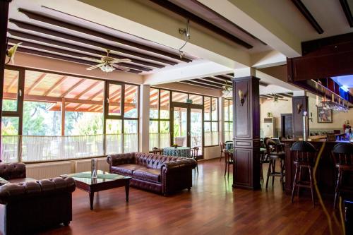 Troia Tusan Hotel - image 11
