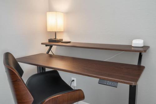 Three-Bedroom Townhouse image 10