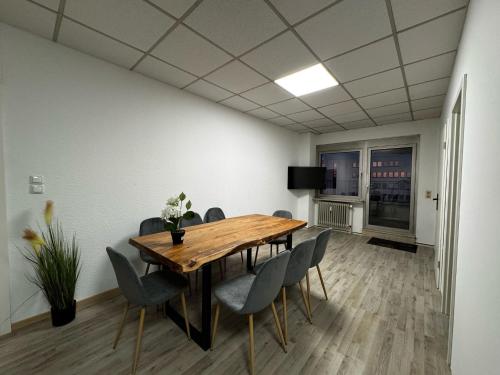 المرافق, Dreieich Wohnung 10 Personen - 6 Einzelzimmer Parkplatz LKW in دري ايش
