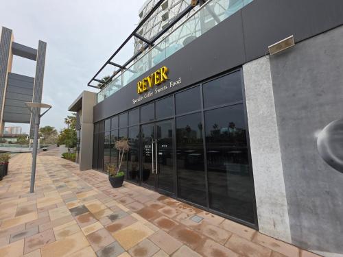 Iconic Bahrain Bay Penthouse Full Sea & Four Seasons View, Doha