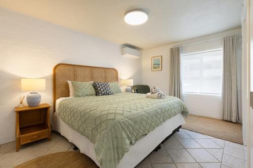 Three-Bedroom Apartment image 9