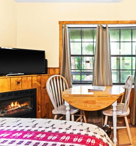 Cascades Inn - image 2