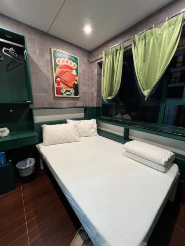 Double room, private bathroom