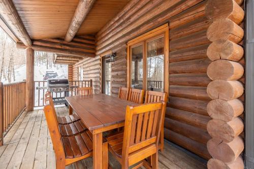 Iekārtas, Chalet du Lac Rougeaud in Saint-Faustin-Lac-Carré (QC)