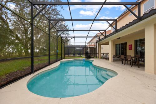 Gorgeous 9BD sleeps 24 in the Solterra Resort! home - image 3