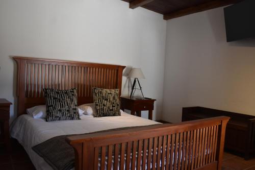 King size bed room -4, Antigua Guatemala (foto 3)
