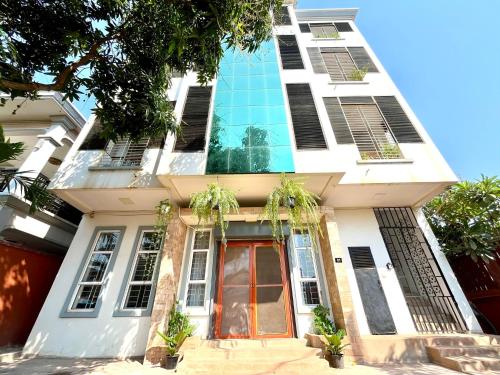 Two-Bedroom Apartment image 7