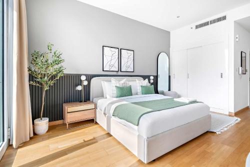 Silkhaus Vacation Homes cozy Studio at Al Bandar Marina with gym - image 2