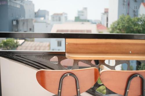 Double Room with Balcony image 10