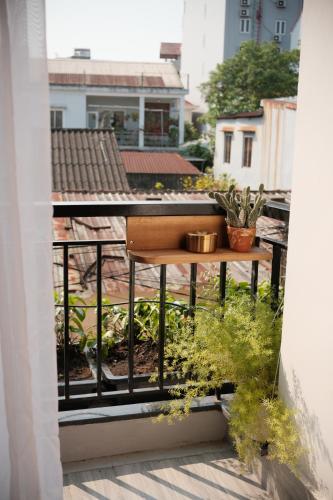 Triple Room with Balcony image 5