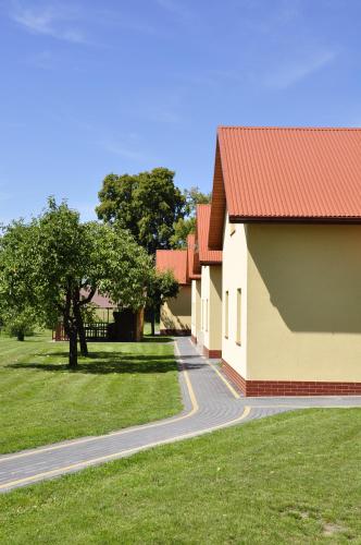 2 bedrooms, 5 beds
