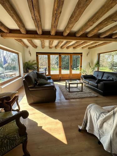 Longère normande avec piscine et jardin gîte à louer Saint-Pierre-du-Mesnil
