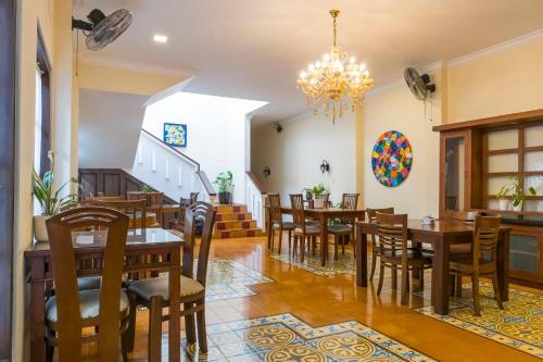 Food and beverages, Clemmie Huis in Kota Baru