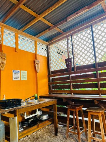 Ngoại cảnh khách sạn, Go Slow Hostel in Caye Caulker